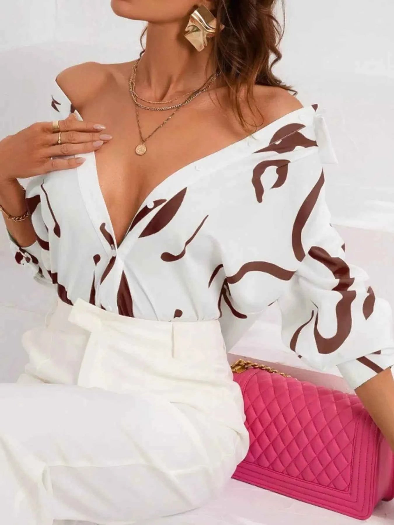 Abstract Print Long Sleeve Collared Shirt 36f4f18d-a4c4-4a4c-b499-f4ec6c40f878-Max-Origin