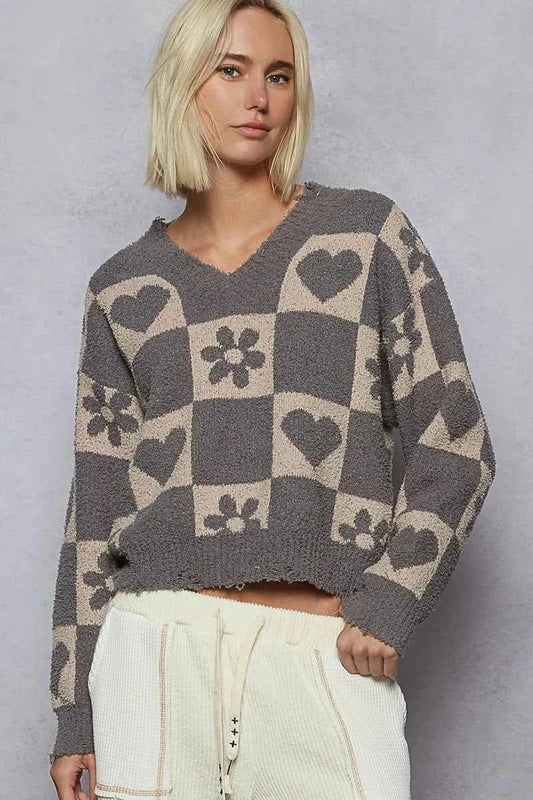POL V-Neck Heart Pattern Checkered Sweater GHOST GREY BEIGE 373a529c-fd38-4559-b578-40aaeb81b747-Max-Origin
