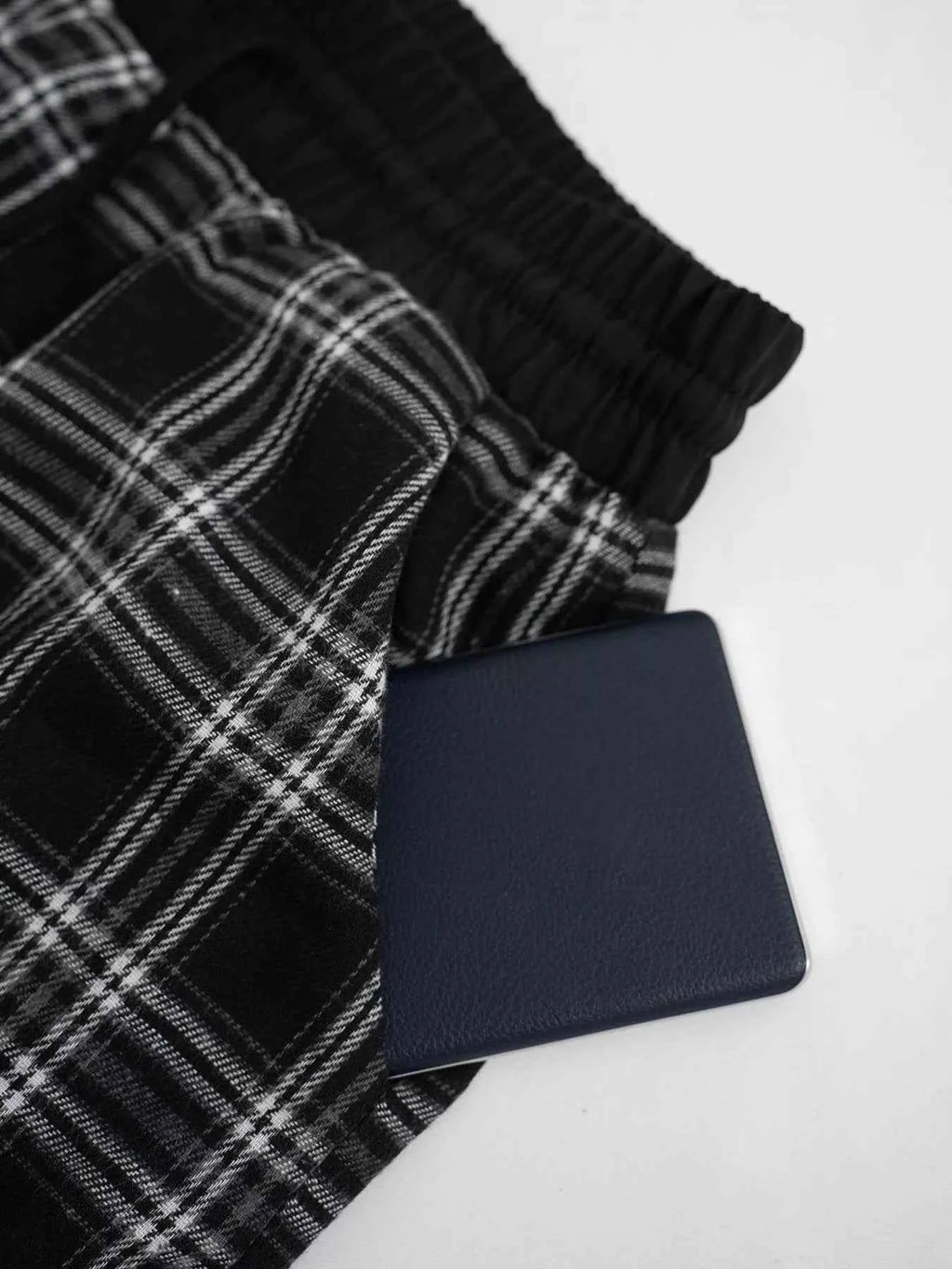 Relaxed Fit Plaid Pants 375224c191e440839f58020a4baa46d7-Max-Origin