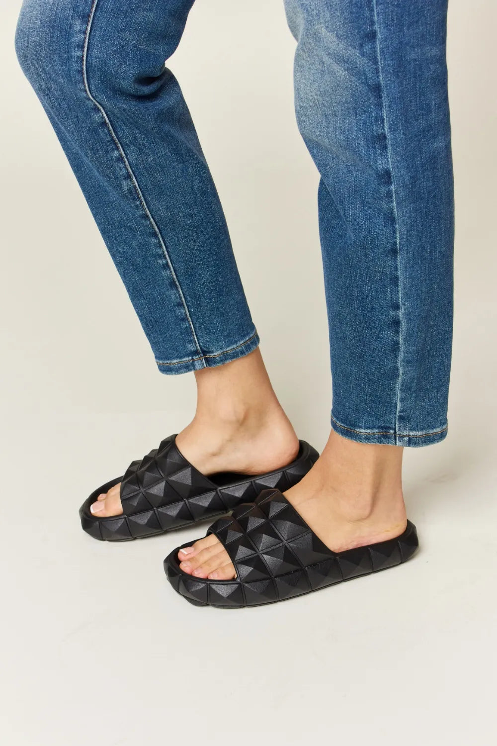 WILD DIVA Pyramid Stud Toe Band Footbed Sandals 376490ba-6807-468e-91d3-7538ddcb117f-Max