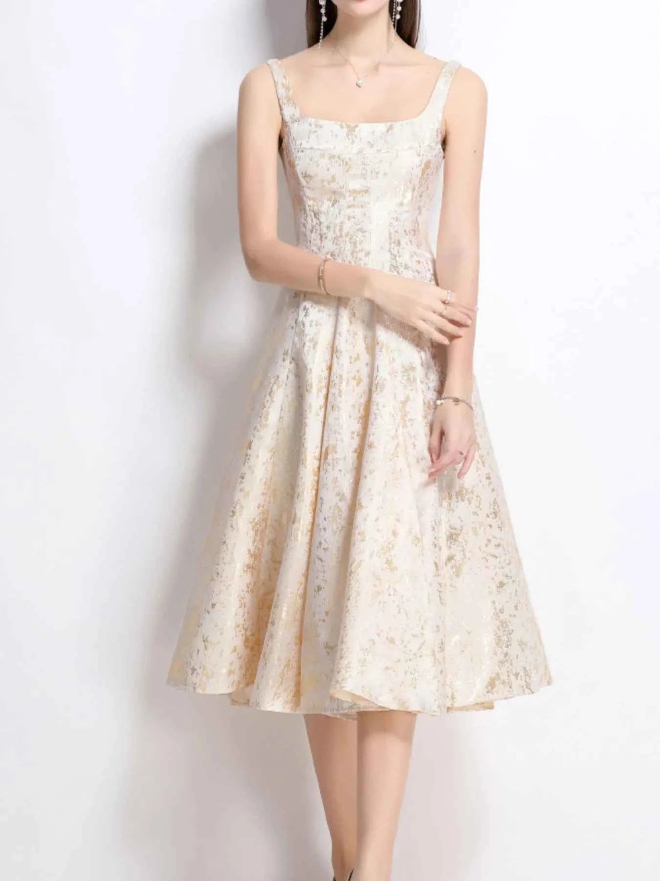 Floral A-Line Sleeveless Midi Dress