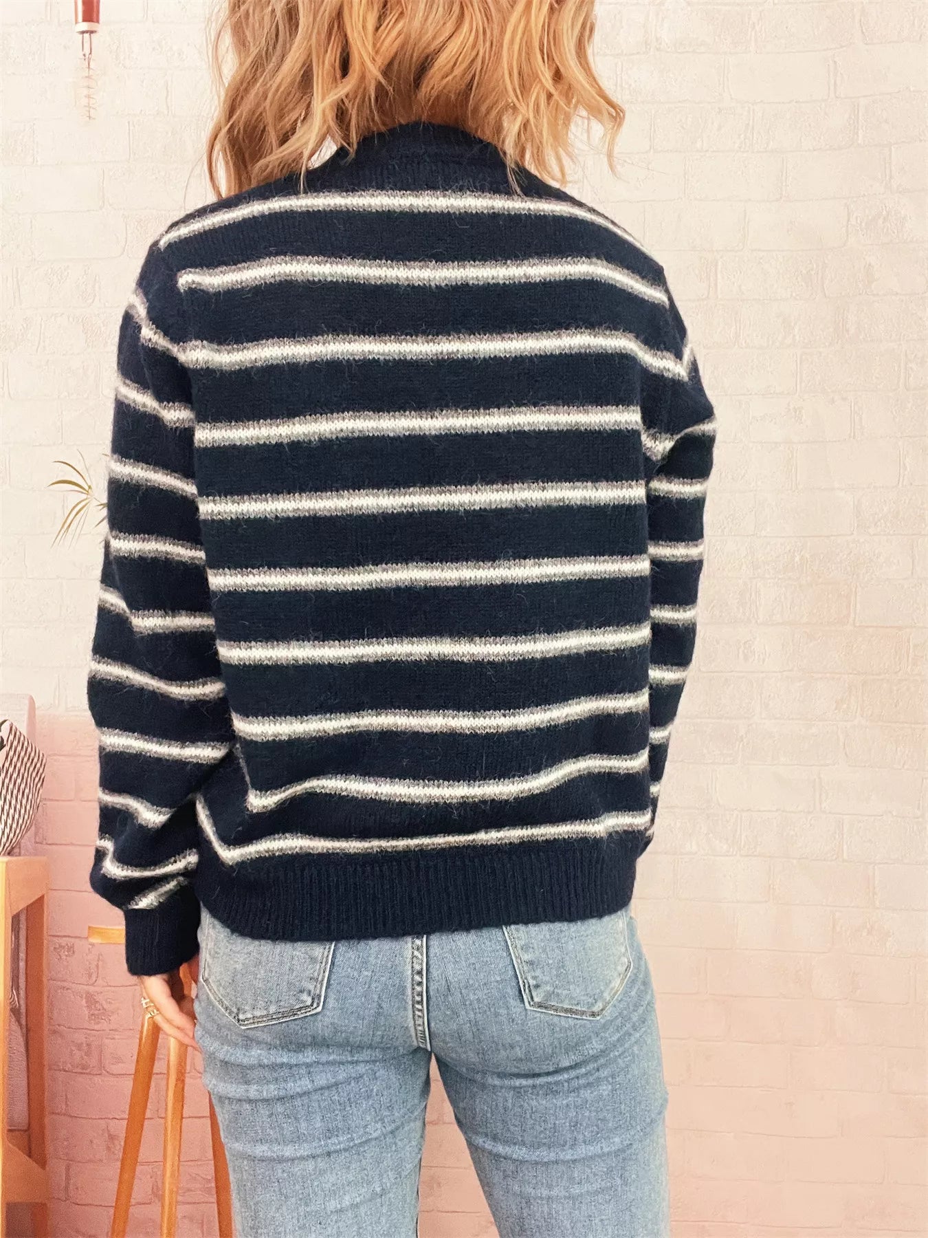 Striped Button-Up Long Sleeve Cardigan 37d280c12e0d45d5a5af39a68601ca64-Max-Origin