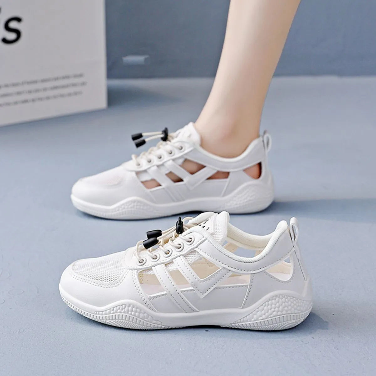 Round Toe Flats Sneakers White 37eb7e13-2217-49db-aeec-66620ab0c0d9-Max-Origin