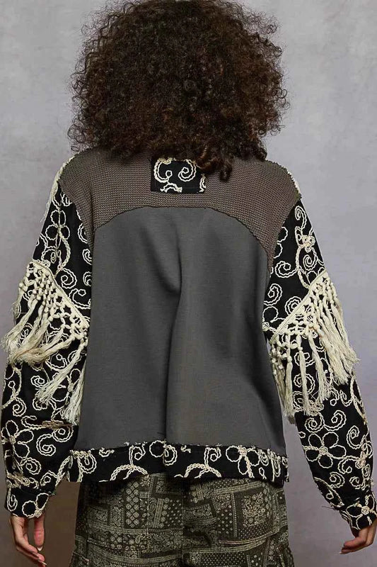 Contrast Floral Embroidery Balloon Sleeve Top with Tassel Trim 3893c5f5-9dc7-442a-beee-d34f7a170712-Max-Origin