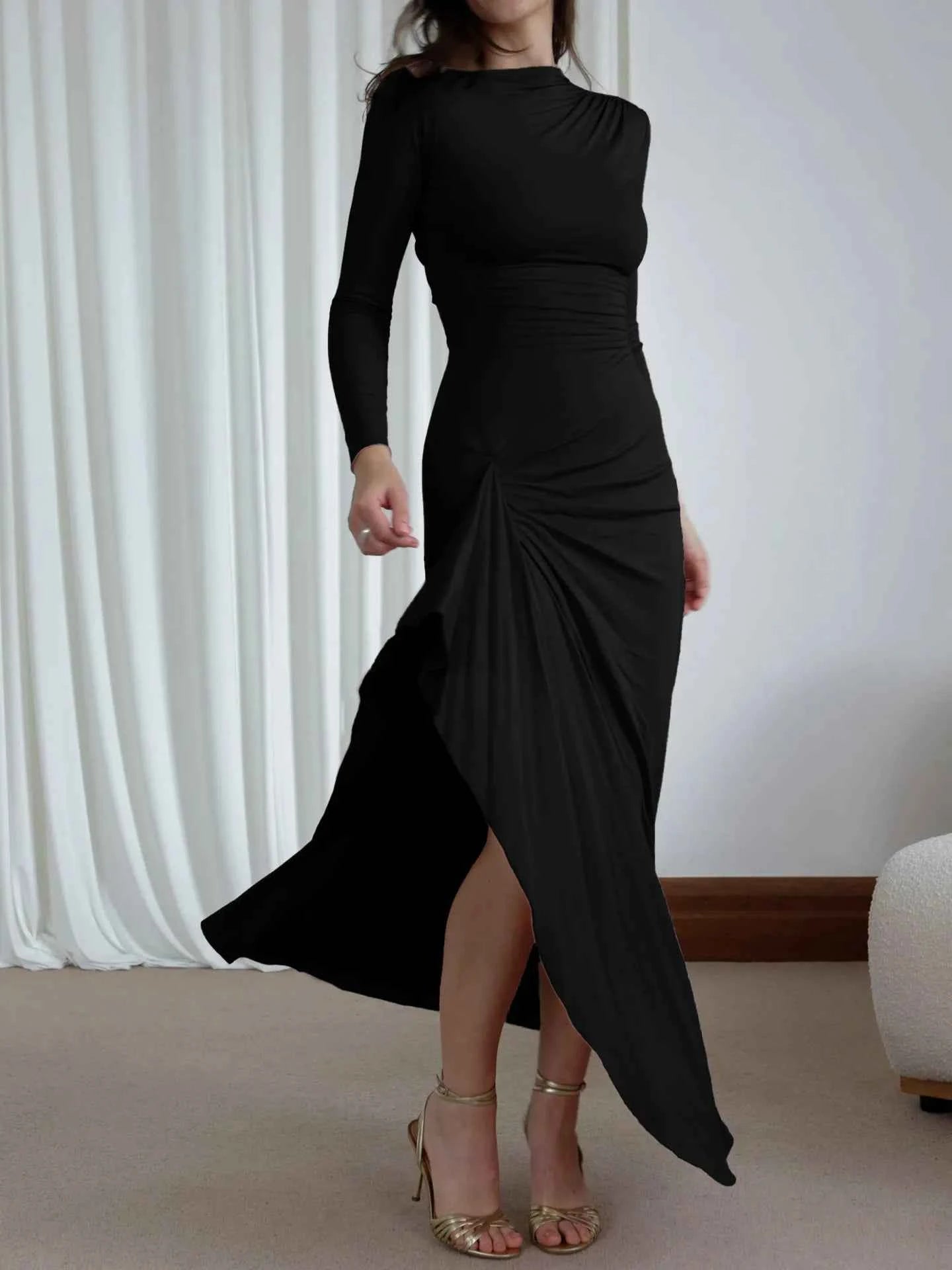 Ruched Long Sleeve Maxi Dress Black 38c05c8c80d84f598418b9b95b1415b8-Max-Origin