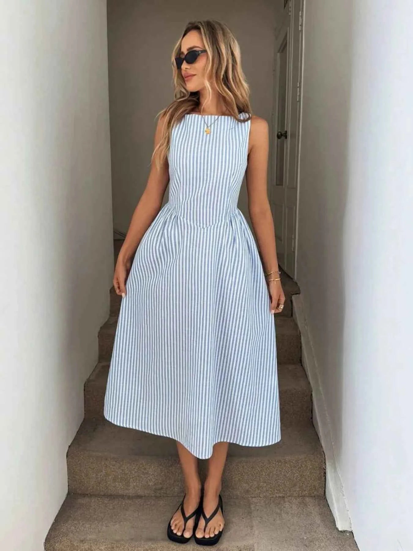 Sleeveless Striped Midi Dress 3921484a-aa99-4654-937f-4178aa3e2ded-Max-Origin