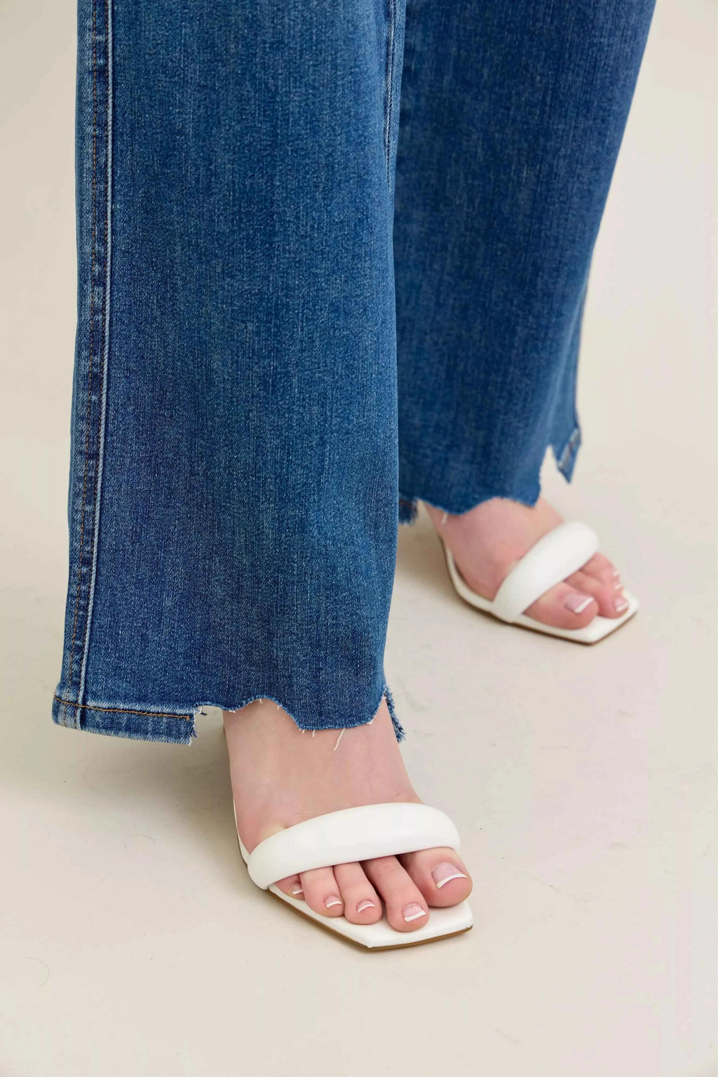 Judy Blue Full Size High Waist Tummy Control Chew Hem Destroy Wide Jeans Plus Size 3928842f7caf4e7fa34f0c8808e5b2ff-Max-Origin