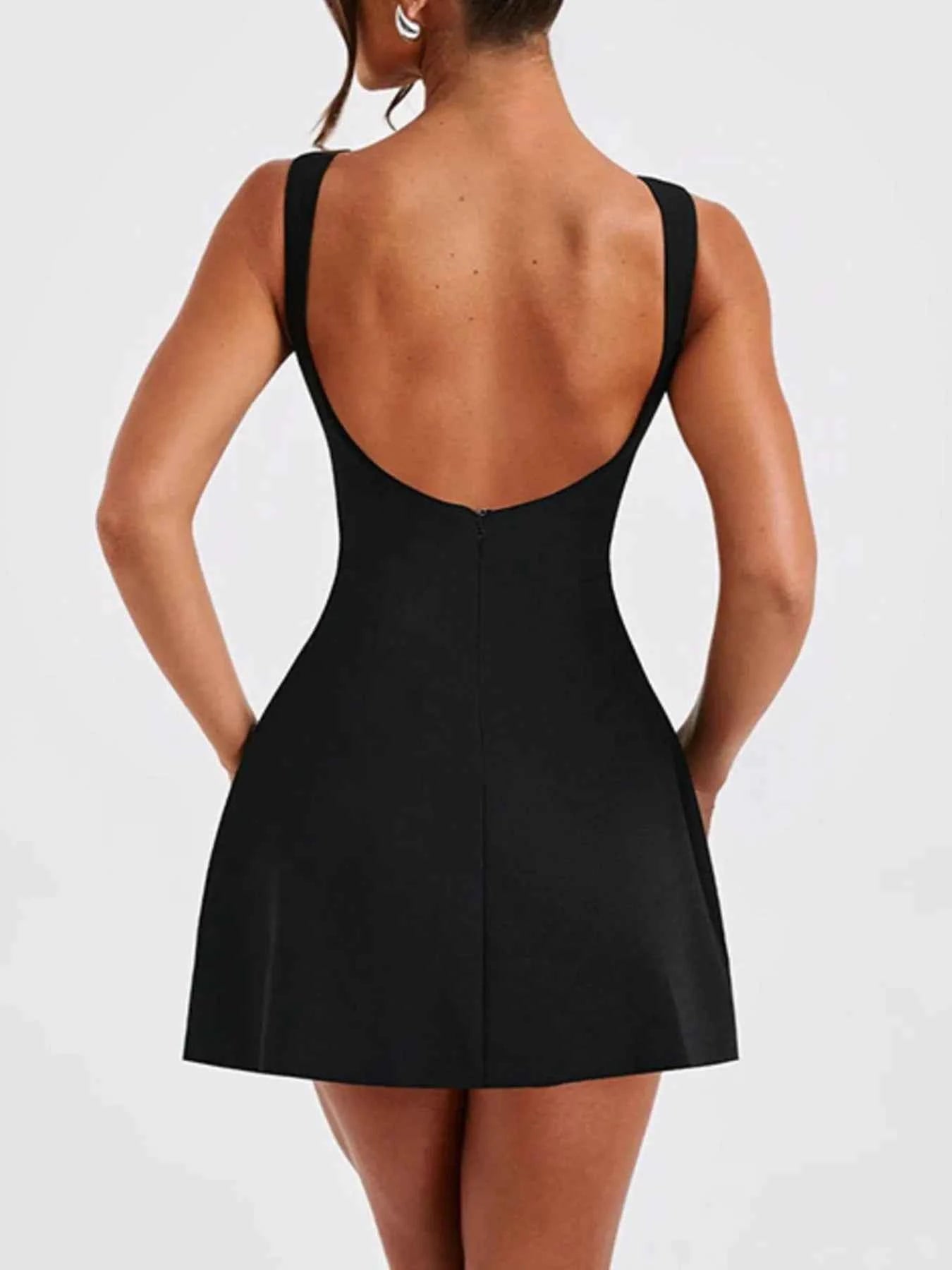Round Neck Sleeveless Mini Dress 3993793e-f32c-4e90-b0b2-d7e7e88f681f-Max-Origin