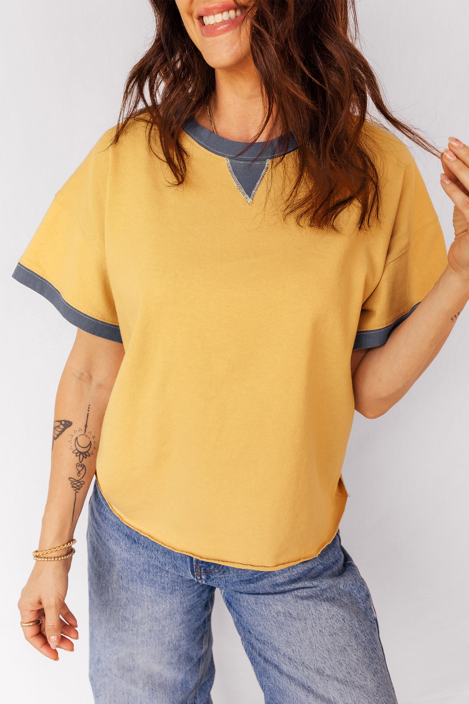 Banana Cream Contrast Trim Raw Hemline Short Sleeve Loose Top 39cf54e24a683355