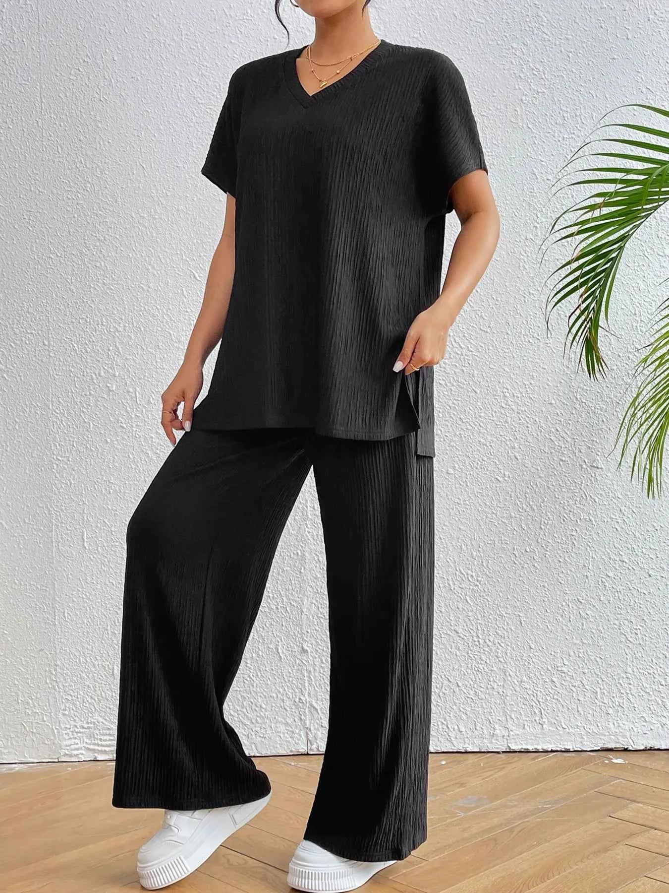 V-Neck Short Sleeve Top and Pants Set 39d9c86fa37d4f6aae27128f1a1f8ee3-Max-Origin