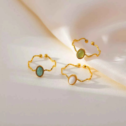 18K Gold-Plated Wave Open Ring 39e21ac7-16d6-47f3-b9c2-8751ce37237e-Max-Origin