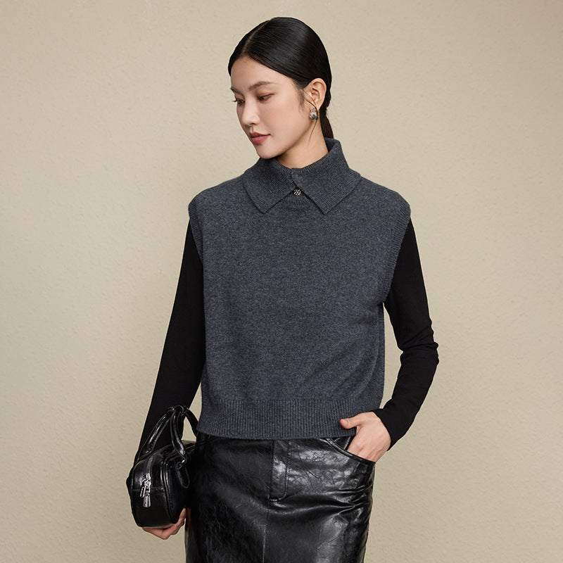 The Sculpted Cashmere-Wool Polo Vest 3DC1541A99178D08537FB8AF86493AD7_9835ff52-afcf-4937-92cf-d3adf0aa11aa