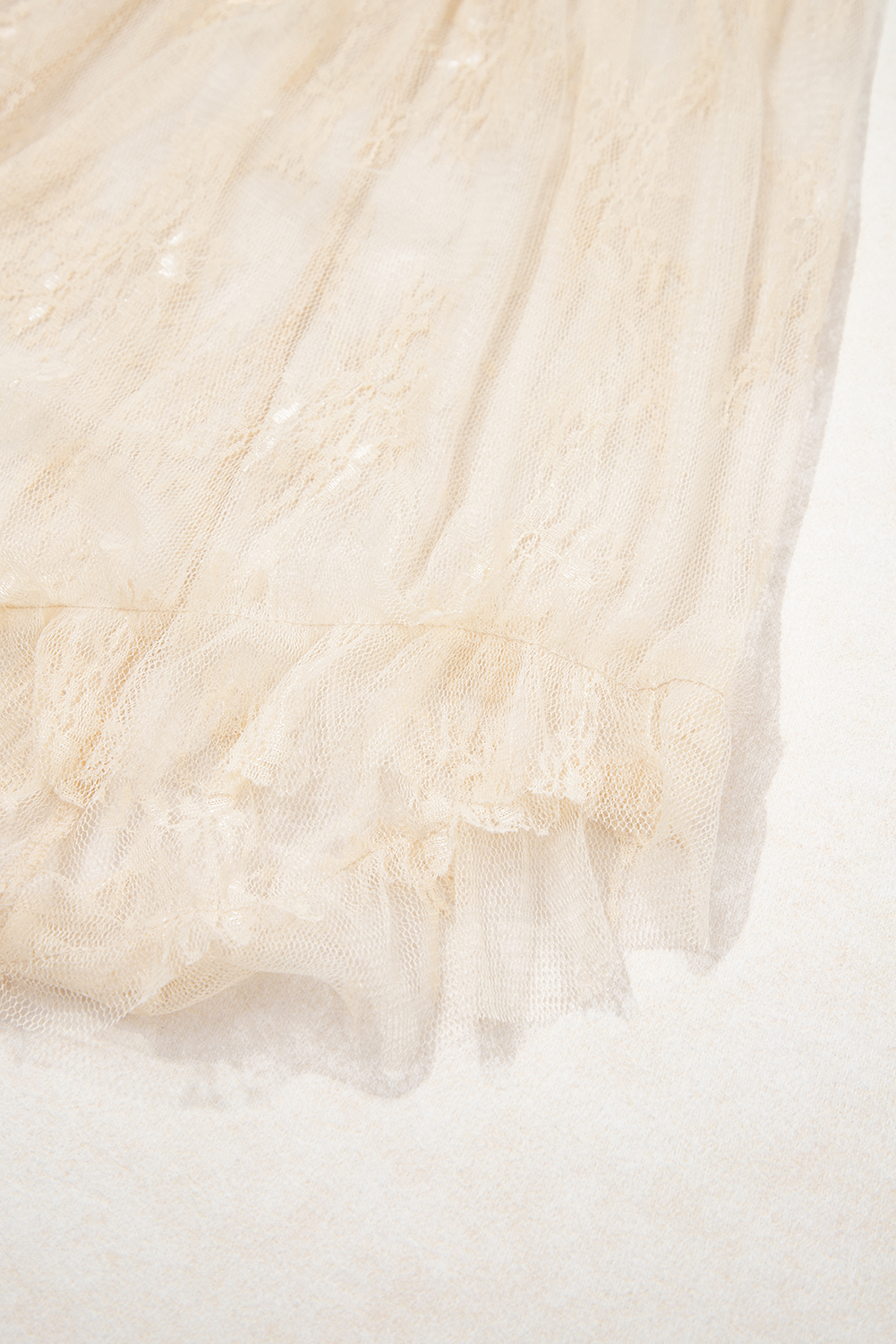 Apricot Lace Cascading Tiered High Waist Maxi Skirt 3a758bc6c90a7650_11071561-e644-4d74-997f-ef0cd91c5c8f
