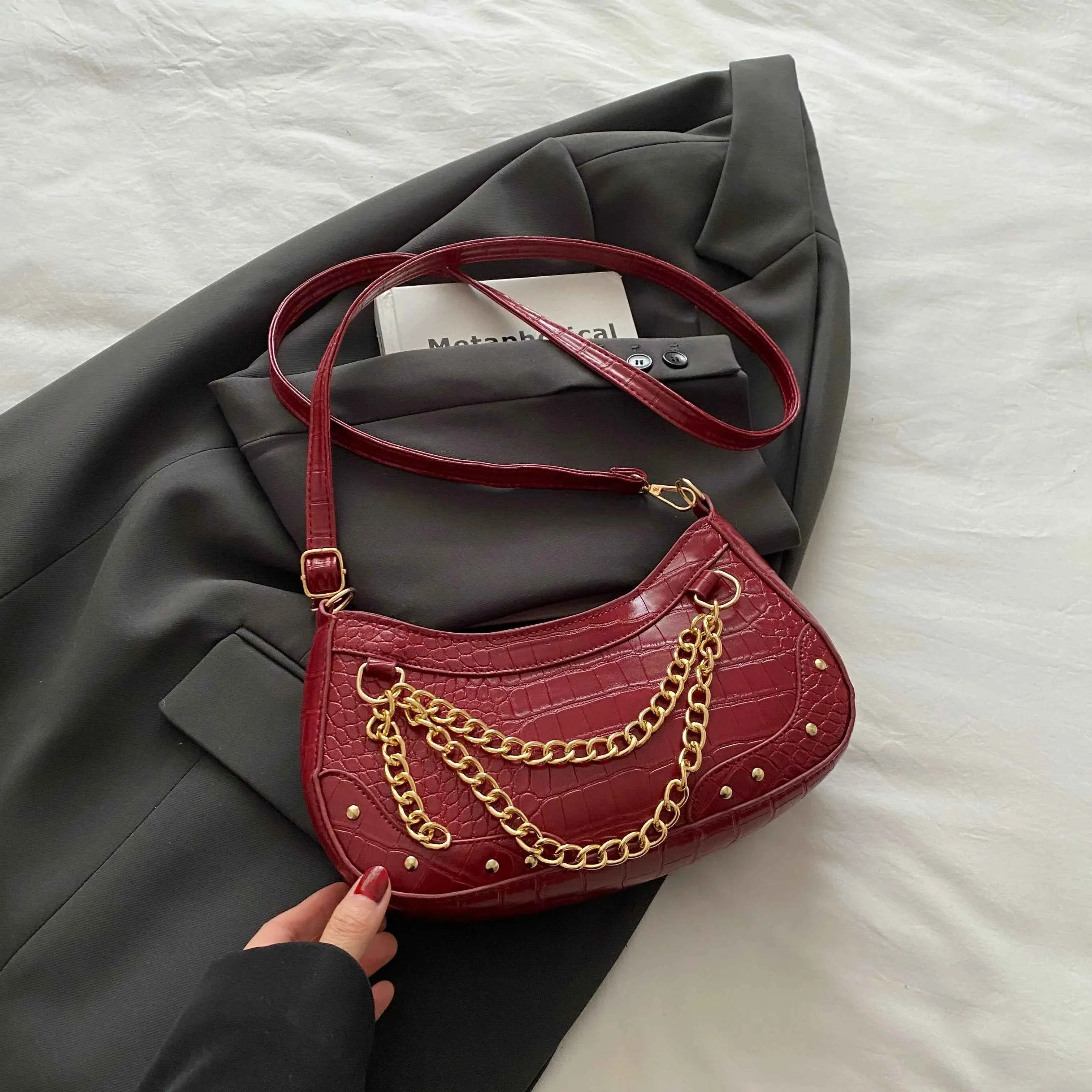Chain-Embellished Shoulder Bag 3a7e06edc6aa4a11b089c28430cc3588-Max-Origin