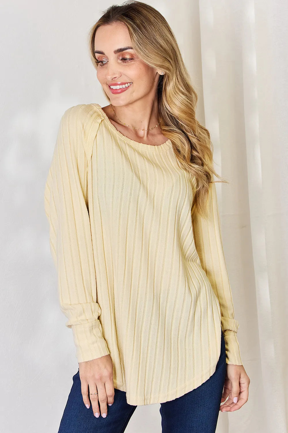 Basic Bae Full Size Ribbed Round Neck Slit T-Shirt 3a983ffd-9e36-416f-8a1f-9ad4024868b6-Max