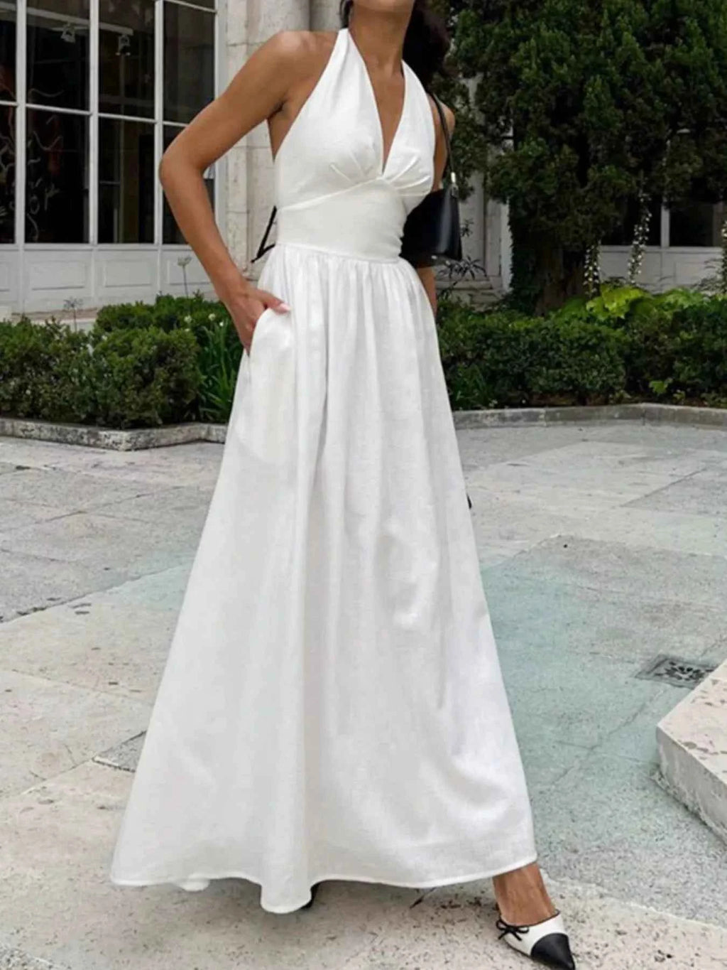 Halter Neck Flowy Maxi Dress 3acff8d6-b4fe-426a-a3d5-988b1a7d0338-Max-Origin