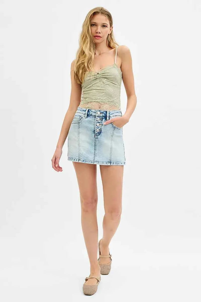 RISEN Full Size High Rise Button Down Skorts Plus Size 3b0f4cb6a27e48eea5107fcaeb184fe8-Max-Origin