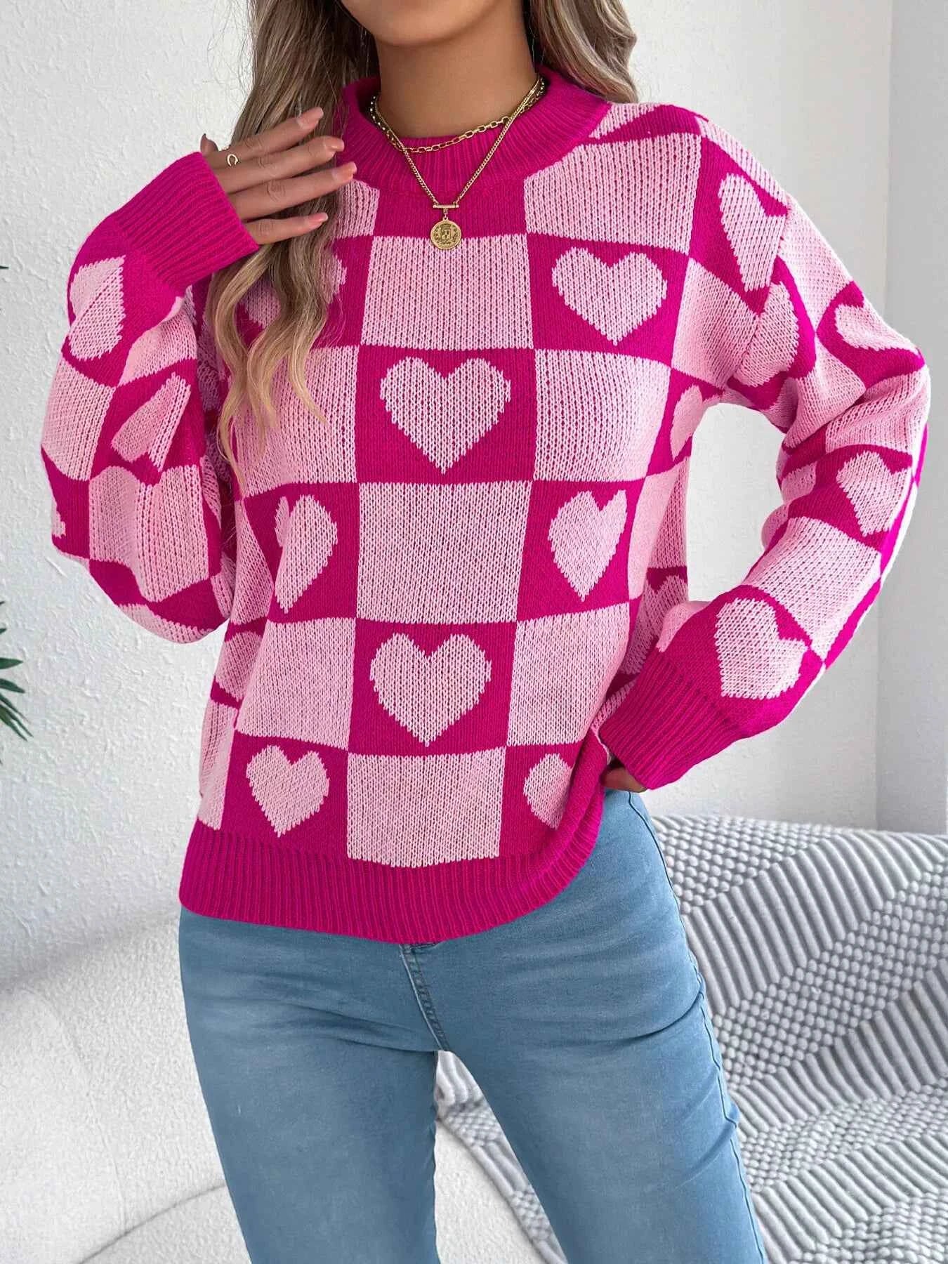 Heart Checkerboard Pattern Round Neck Sweater Pink 3b2ad61ef81e456cb55eb1c4dcc5f982-Max-Origin
