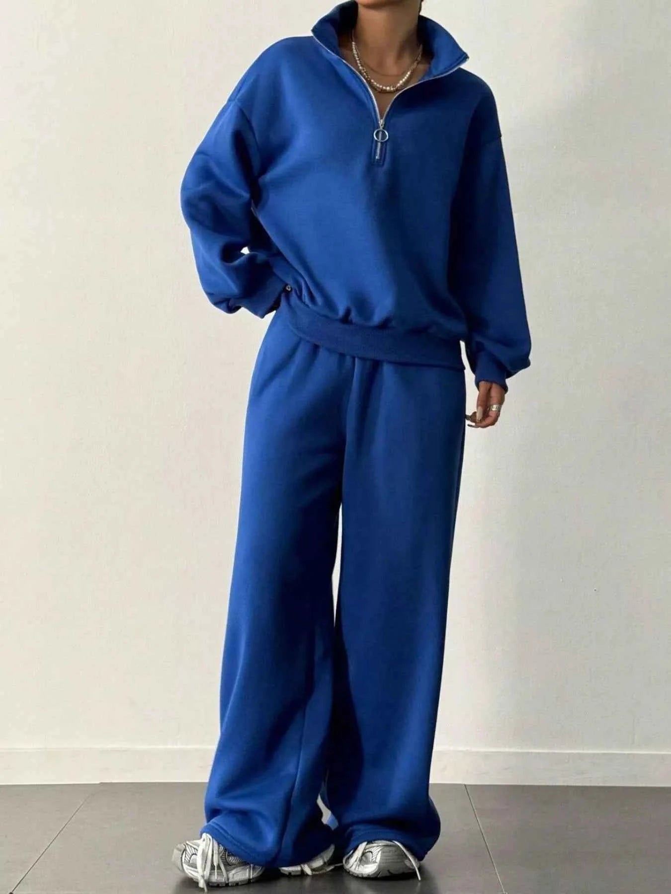 Half-Zip Long Sleeve Sweatshirt and Pants Set 3b58690a-8185-4440-83ae-2133acd2f155-Max-Origin