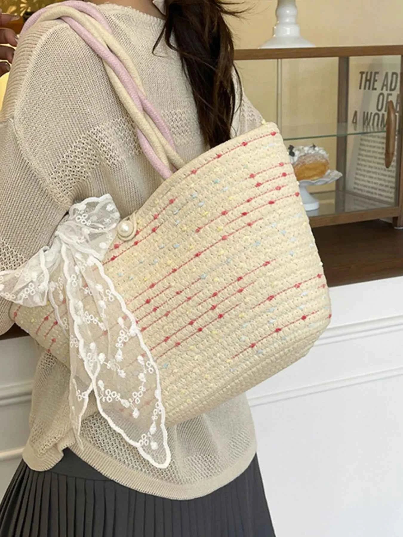 Woven Straw Shoulder Bag with Lace Bow Detail 3bd44c2c-8f98-4f53-8377-147d21d984f6-Max-Origin