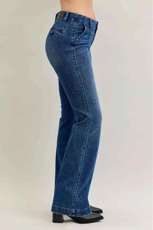 Full Size Mid Rise Bootcut Jeans with Welt Pockets Plus Size 3c2790eacb814fba934e3efa5820fe71-Max-Origin