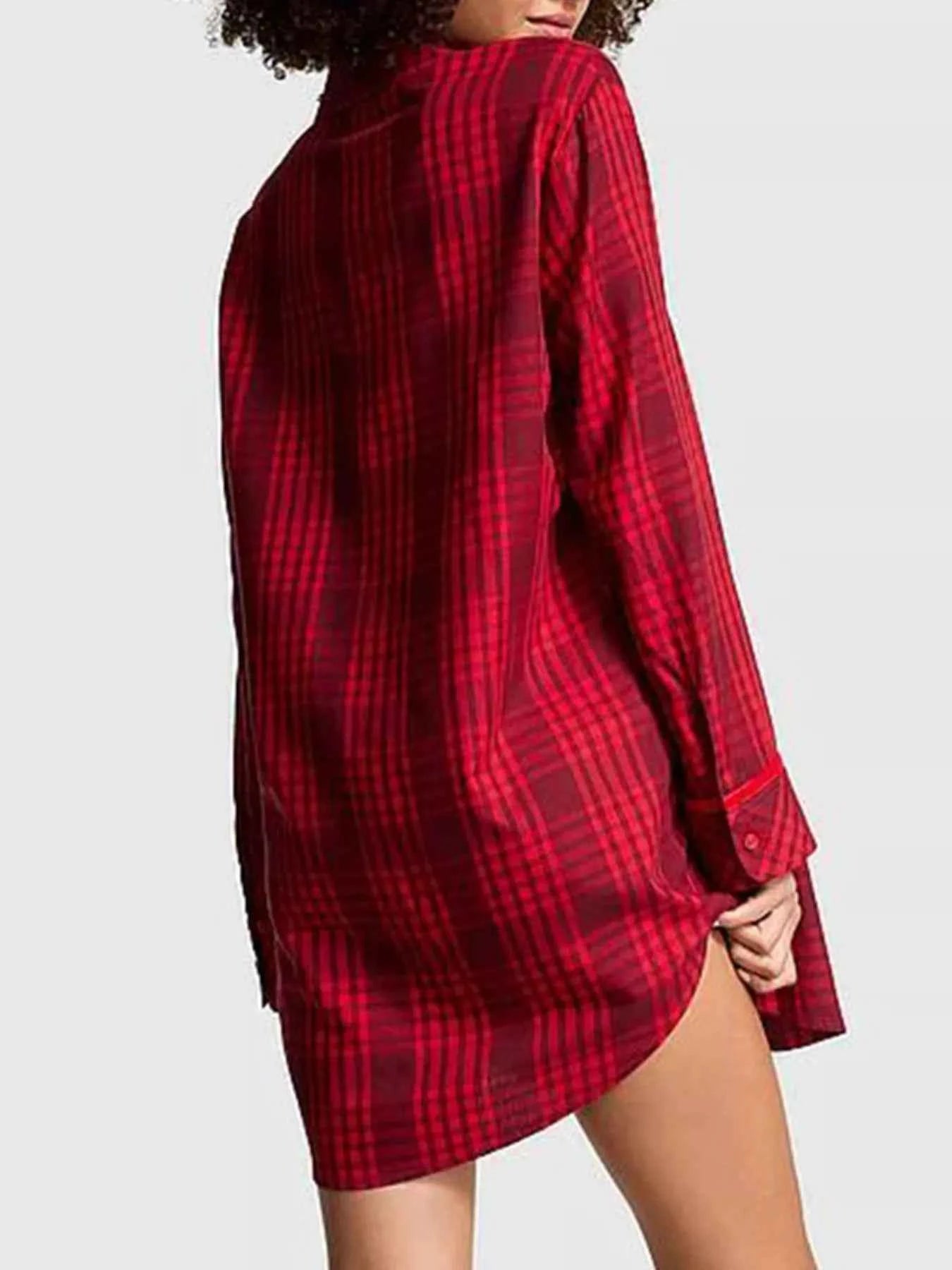 Striped Long Sleeve Button-Up Shirt 3c6cf979-6c71-4f20-9ec9-e31a5a0dcd8e-Max-Origin