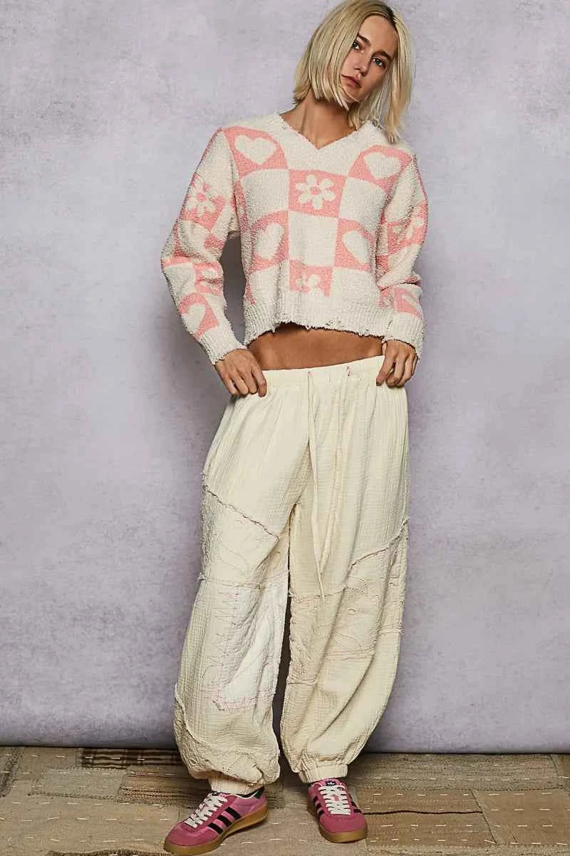 POL V-Neck Heart Pattern Checkered Sweater 3c8beb3d-a395-4f3e-ac86-25ae99d1f1cb-Max-Origin