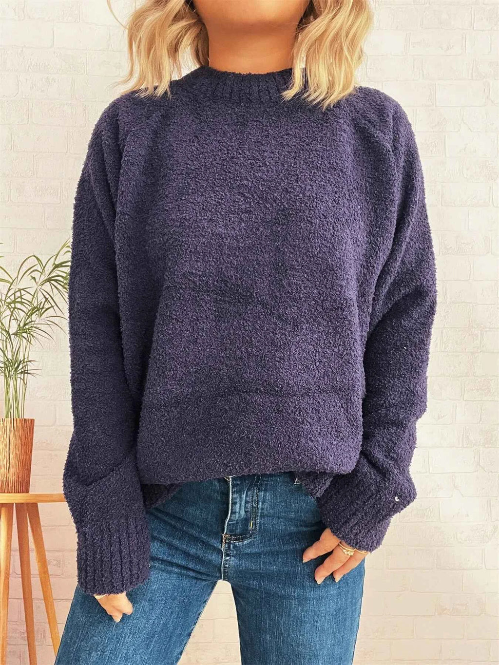 Round Neck Raglan Sleeve Sweater 3c91102aca844bc2a787a0158fb812f1-Max-Origin