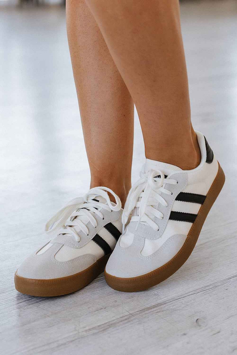 White Striped Lace Up Flat Sneakers 3cd089554c19ef55