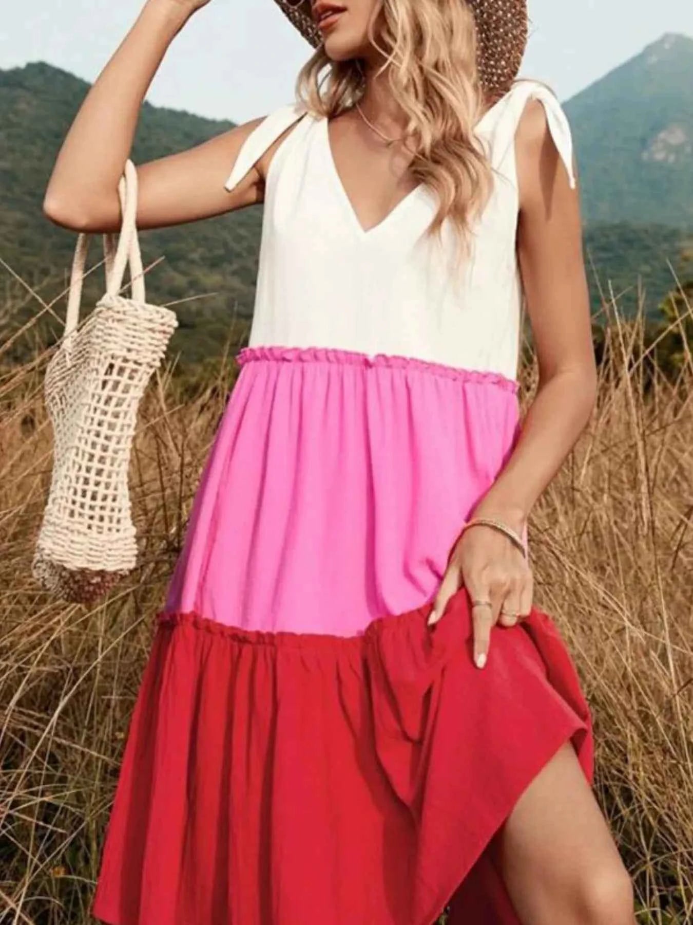 Colorblock Tiered Midi Tank Dress 3ceef32f-522a-42b0-9bdd-07dfac9e4b9d-Max-Origin