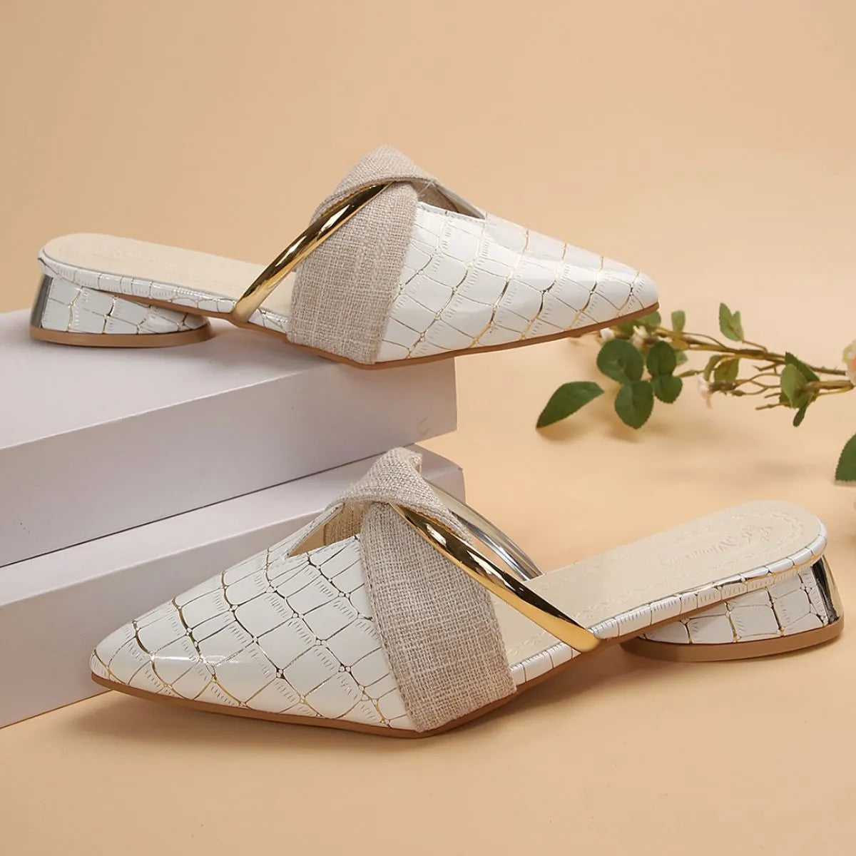 Point Toe Block Heels Sandals 3cf8b909-f44c-4ada-9dd2-8733acb54178-Max-Origin
