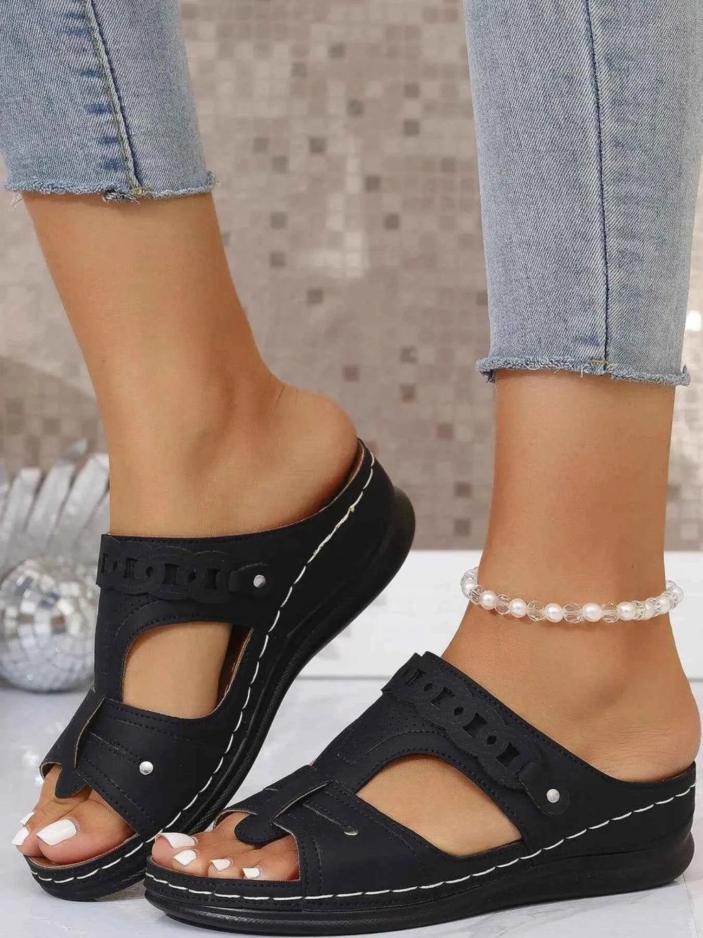 Casual Hollow Out Comfort Sandals 3d8bb483-f7bb-4238-9fa6-e0b3468f194e-Max-Origin