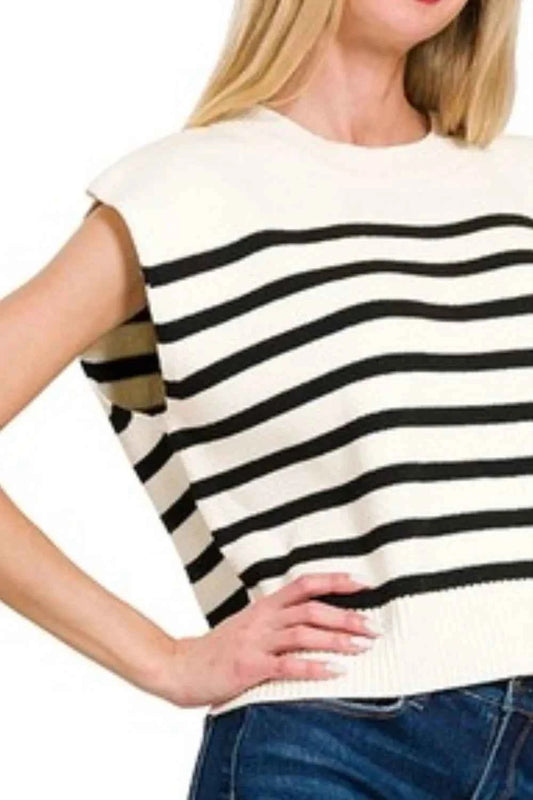 Oversized Crew Neck Stripe Sweater Vest 3d9a594e-5955-4bb3-85c8-853791dc95e5-Max-Origin