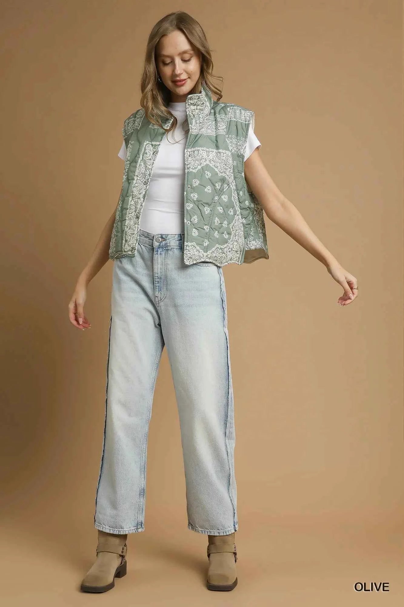 Umgee Bandana Print Quilted Puffer Vest 3e5c990c-054d-4332-a9c6-2d05b2fb4a9e-Max-Origin