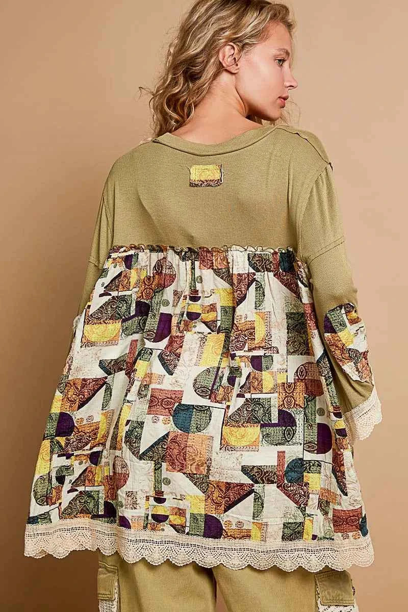 POL Bohemian Geometric Print Long Sleeve Top with Lace Trim 3e6ac0d8-64cc-4170-94eb-5ea0e5267110-Max-Origin