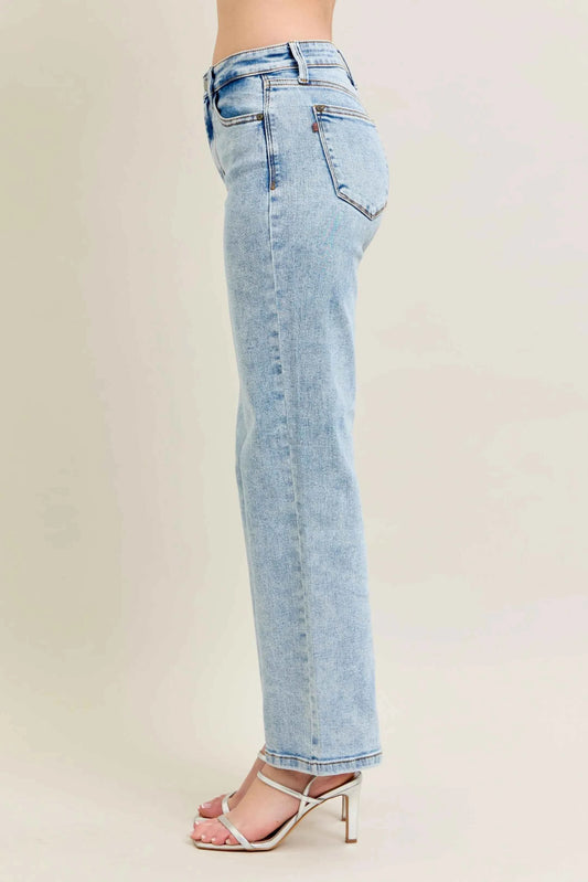 Full Size High Waist Stone Wash Straight Jeans Plus Size 3e9374b16e224d368b2a9de4e5787e8f-Max-Origin
