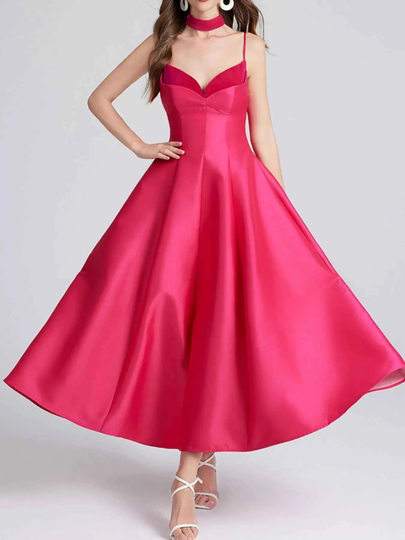 Sweetheart Spaghetti Strap Midi Dress with Collar Rose Red 3ed9fe62-dc87-4a14-9836-54f014c658e7-Max-Origin