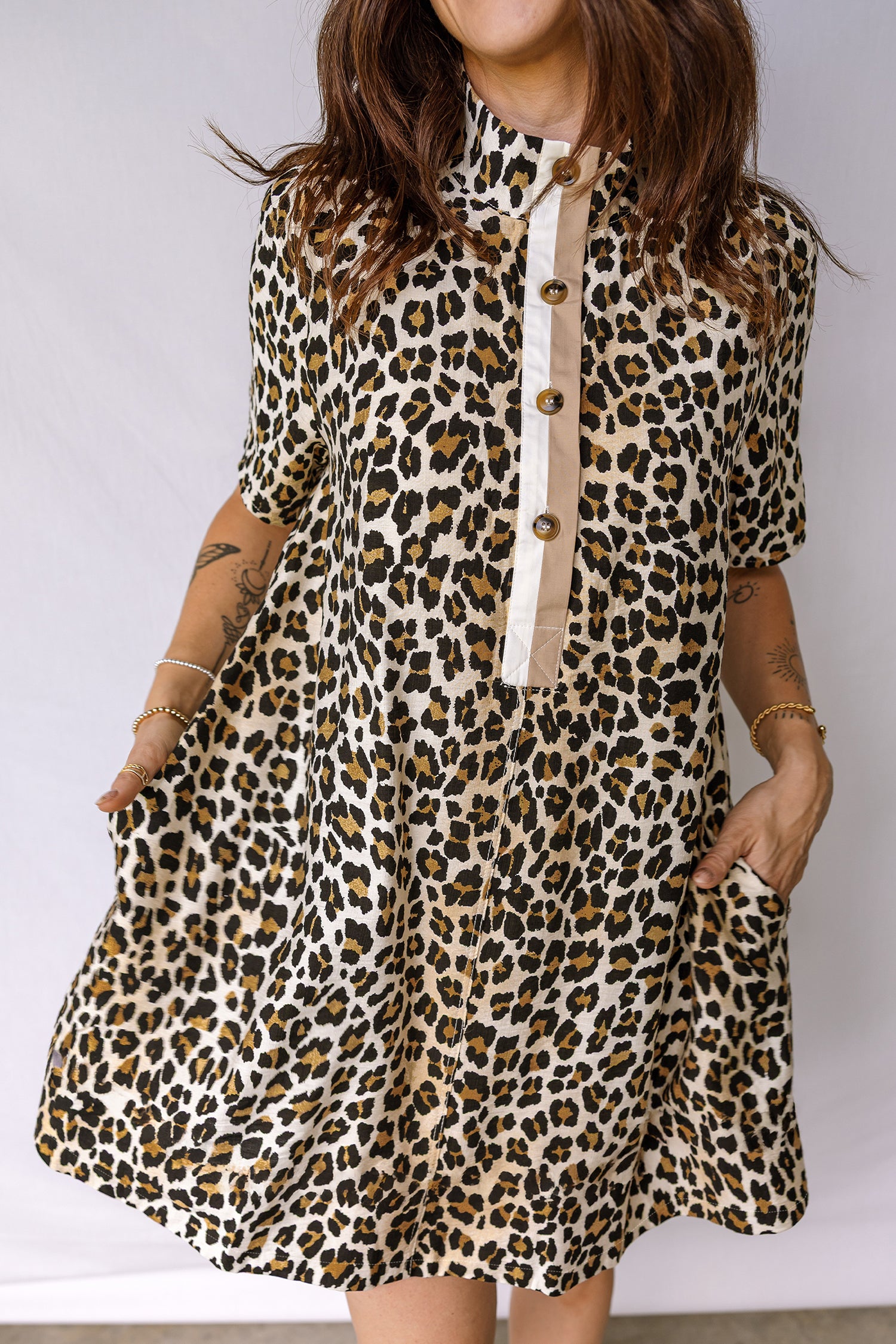 Multicolour Half Buttons Short Sleeve Loose Leopard Mini Dress with Pockets 3efa10582ec381b6