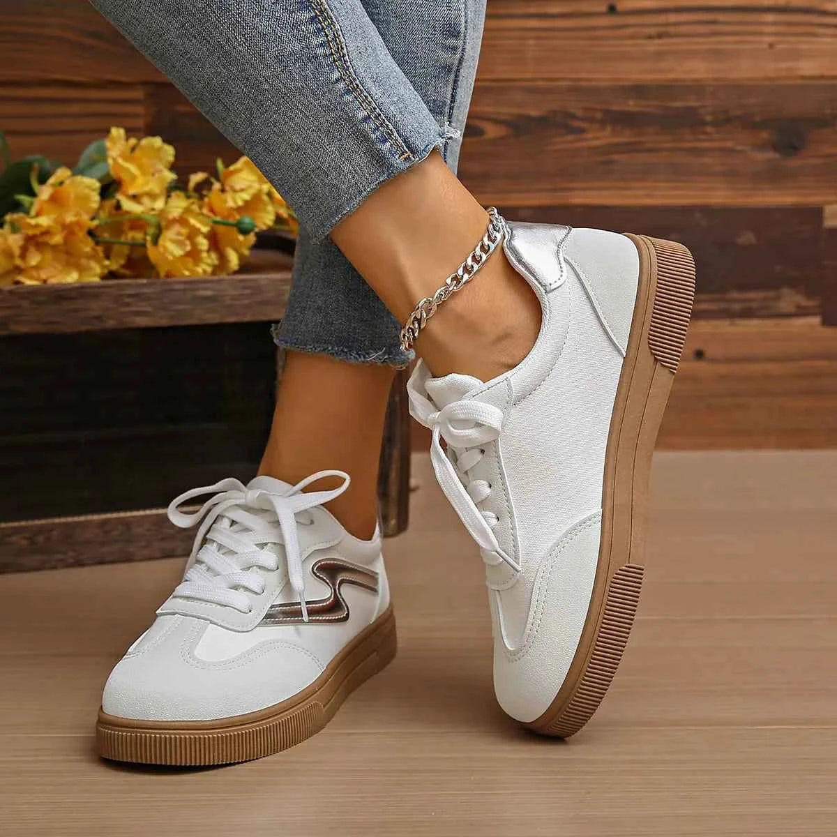 Lace Up Platform Sneakers 3f6147c662dd4d139b2563e65b46e6f1-Max-Origin