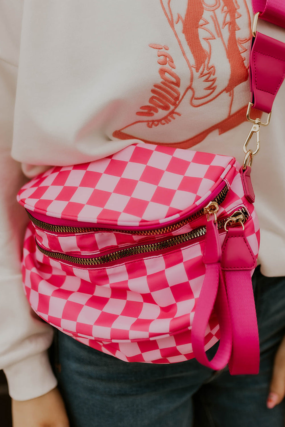 White Checkered Print Wide Strap Large Crossbody Bag Bright Pink ONE SIZE 3f6fdb3d4759d33c