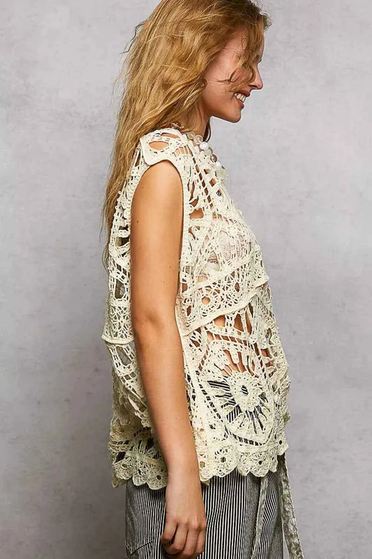 Openwork Round Neck Floral Crochet Tank 3f72c27b-35ca-4e39-adf6-b389bdb3998c-Max-Origin