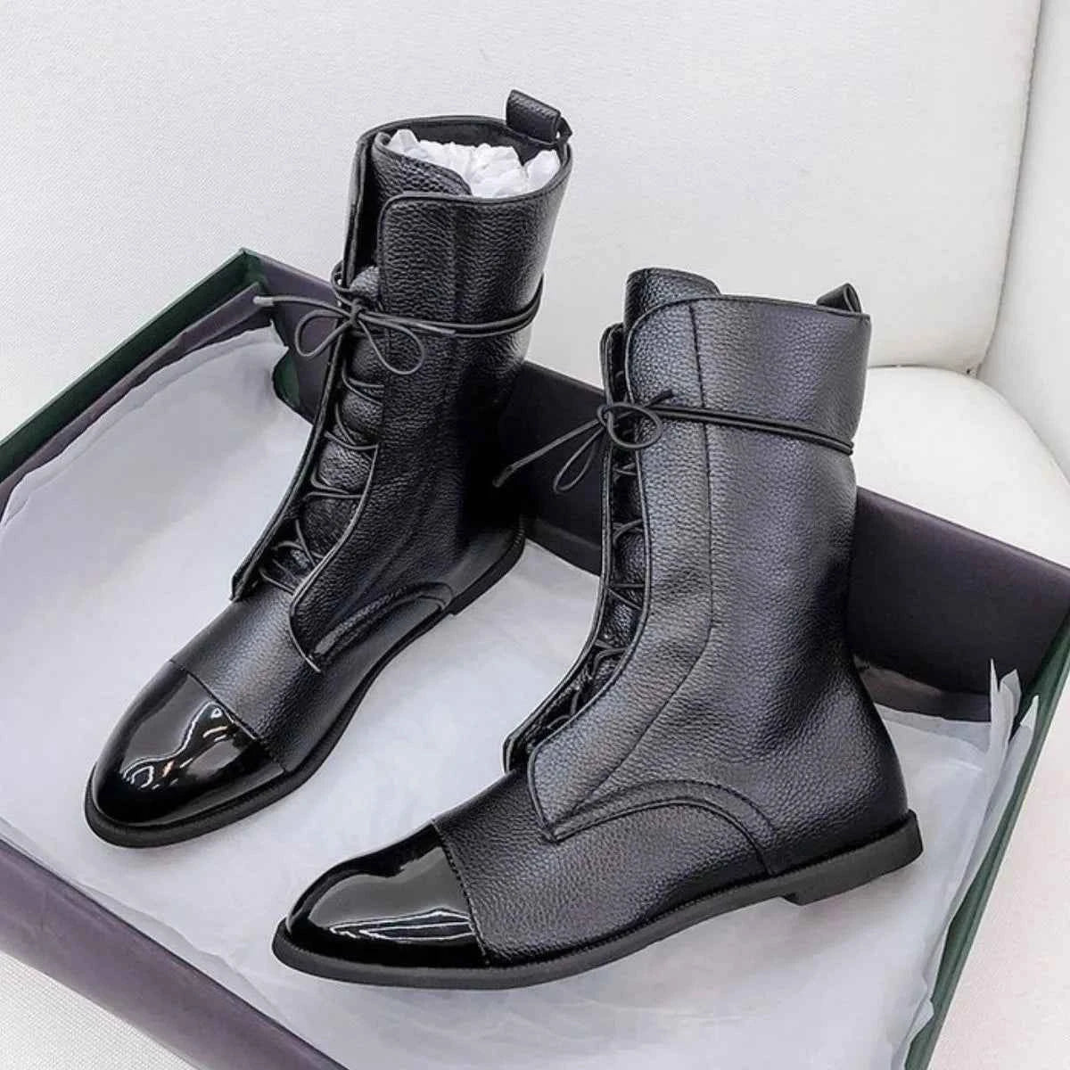 Round Toe Block Heels Boots 406f292e-cf56-4e63-a134-5f68daa51db9-Max-Origin