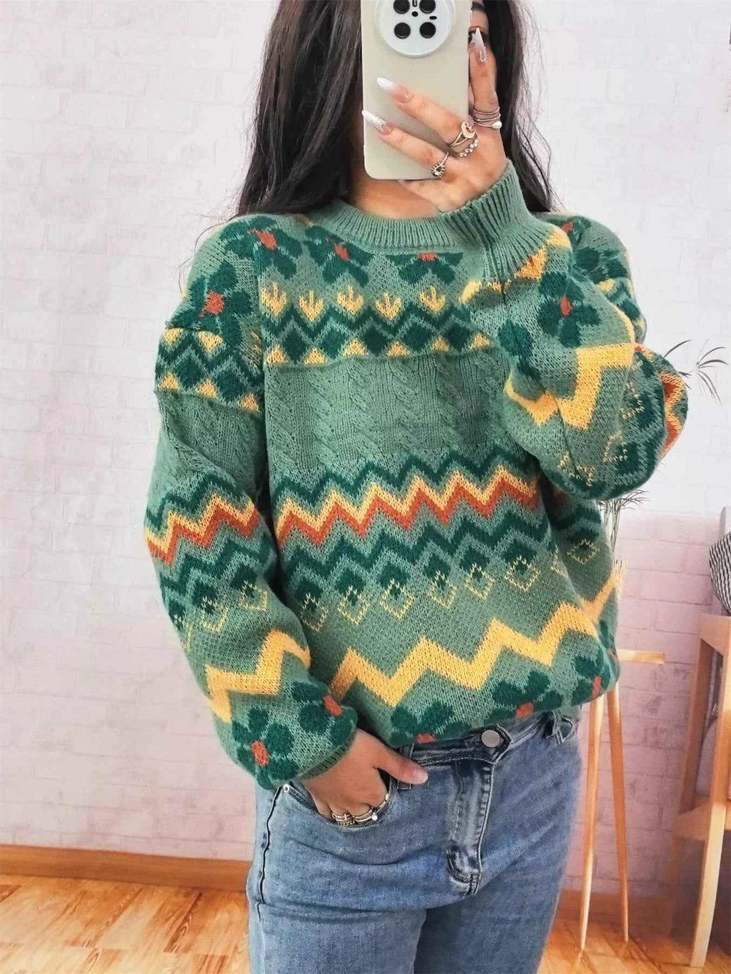 Geometric Round Neck Long Sleeve Sweater 408774d810a64350b04f9d53b8ece754-Max-Origin