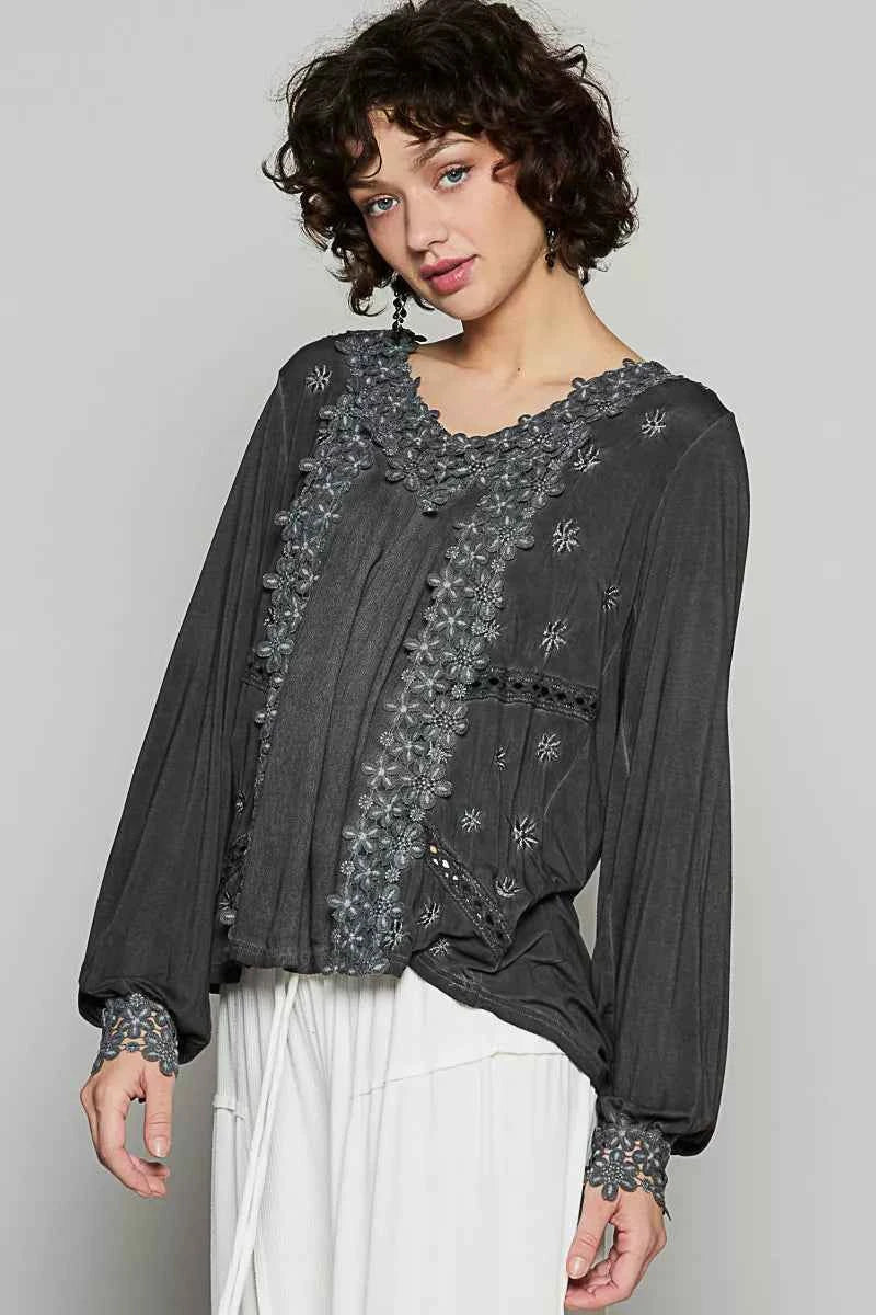POL Floral Embroidery Woven Top with Lace Trim Black 40898a11-96b7-43a6-a7dd-31f5524488e0-Max-Origin