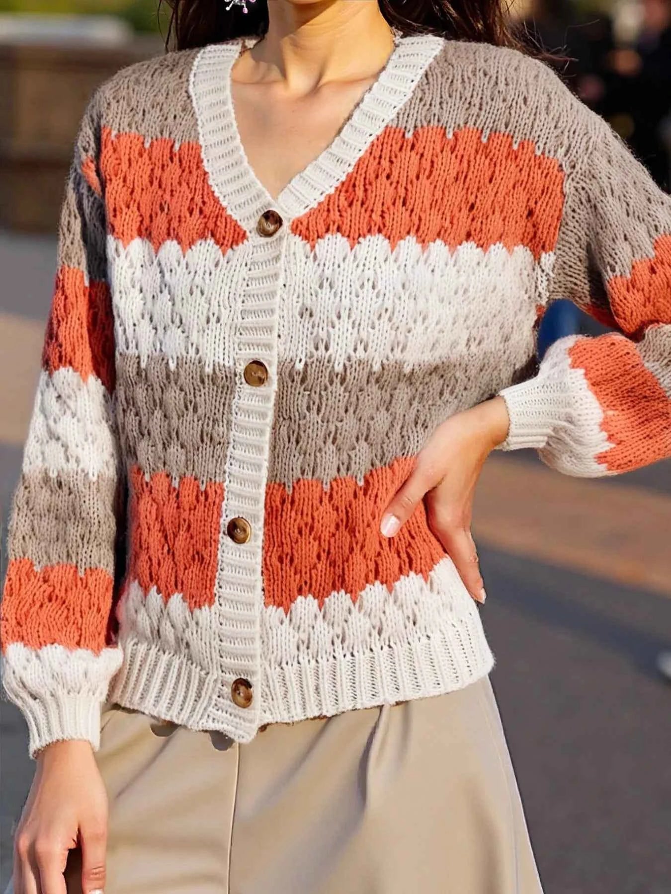 Color Block Button Up Cardigan 40b75083-aaee-4385-b5c9-d2ff830d366d-Max-Origin