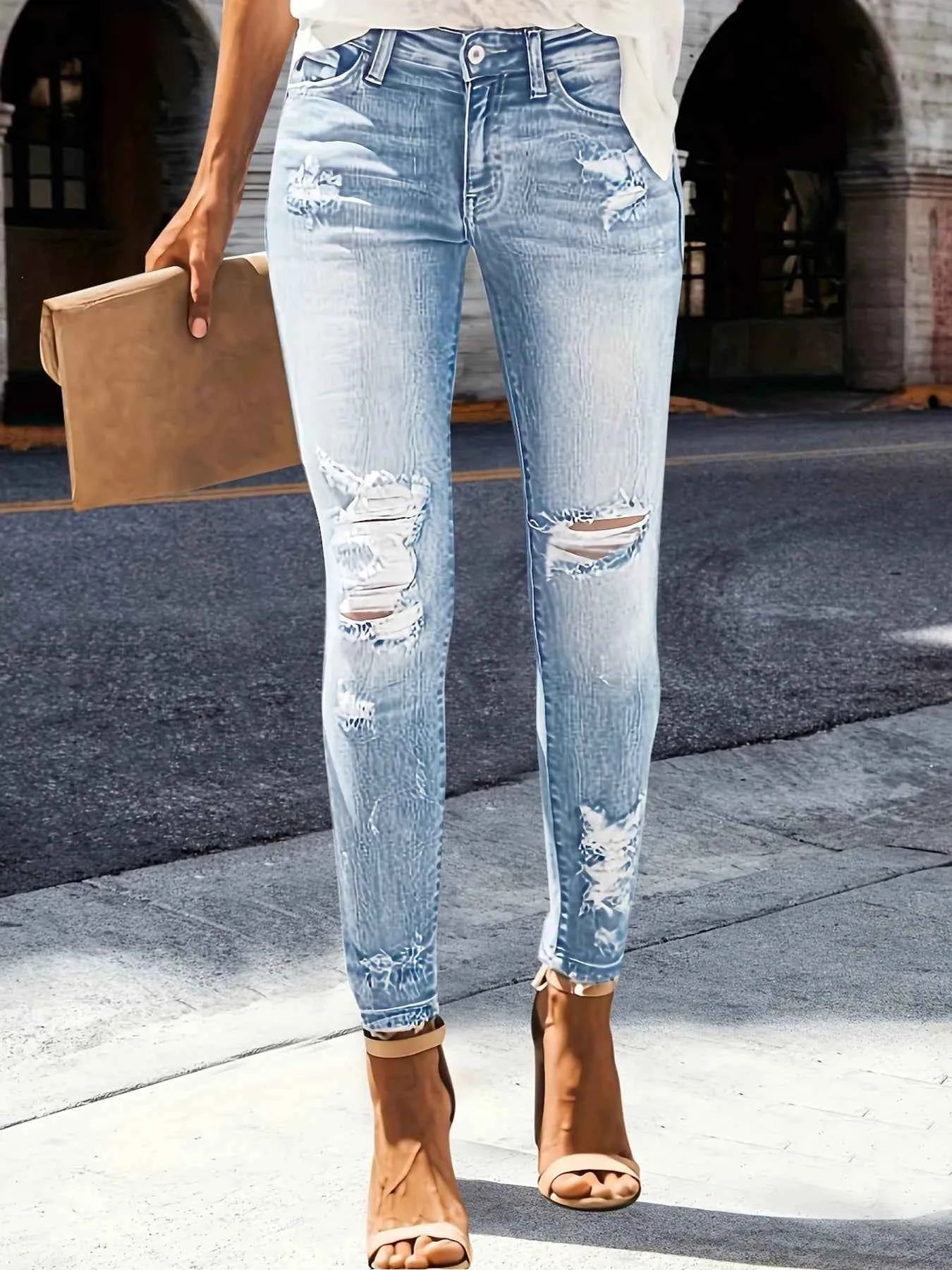 Distressed Skinny Jeans Light Blue 40c9f759011f45dca64e8a40a6e08ecd-Max-Origin