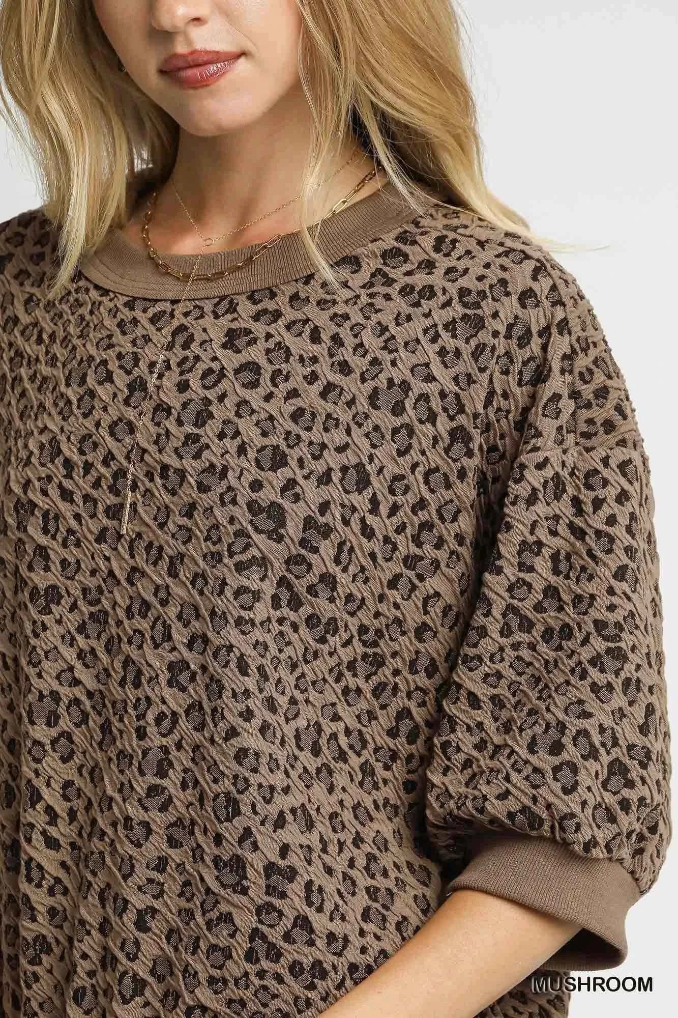 Umgee Oversized Leopard Round Neck Sweatshirt 41cb1ec2-c852-40ff-a609-127081078525-Max-Origin