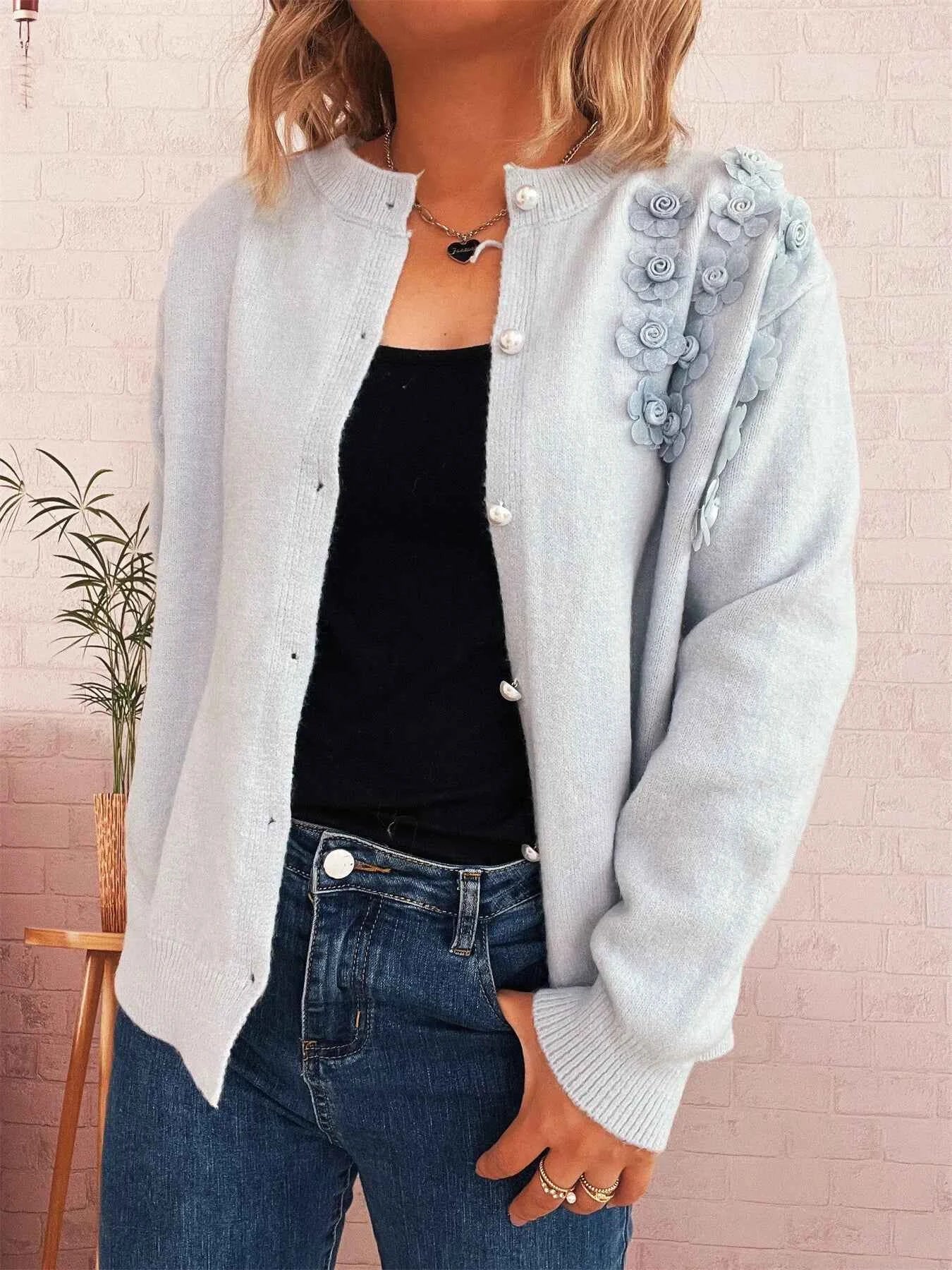 Flower Button Up Long Sleeve Cardigan 41dd27bd6b524b0cbdbb4e62d7302d2e-Max-Origin