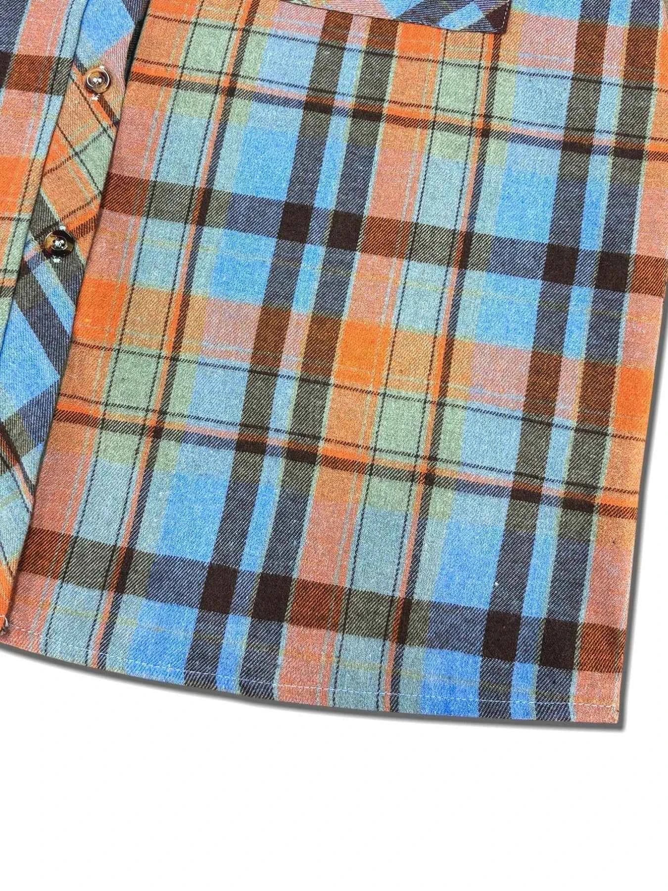 Plaid Button-Up Long Sleeve Shirt 41de6b03-628f-4c7d-ac63-4b149d74e708-Max-Origin