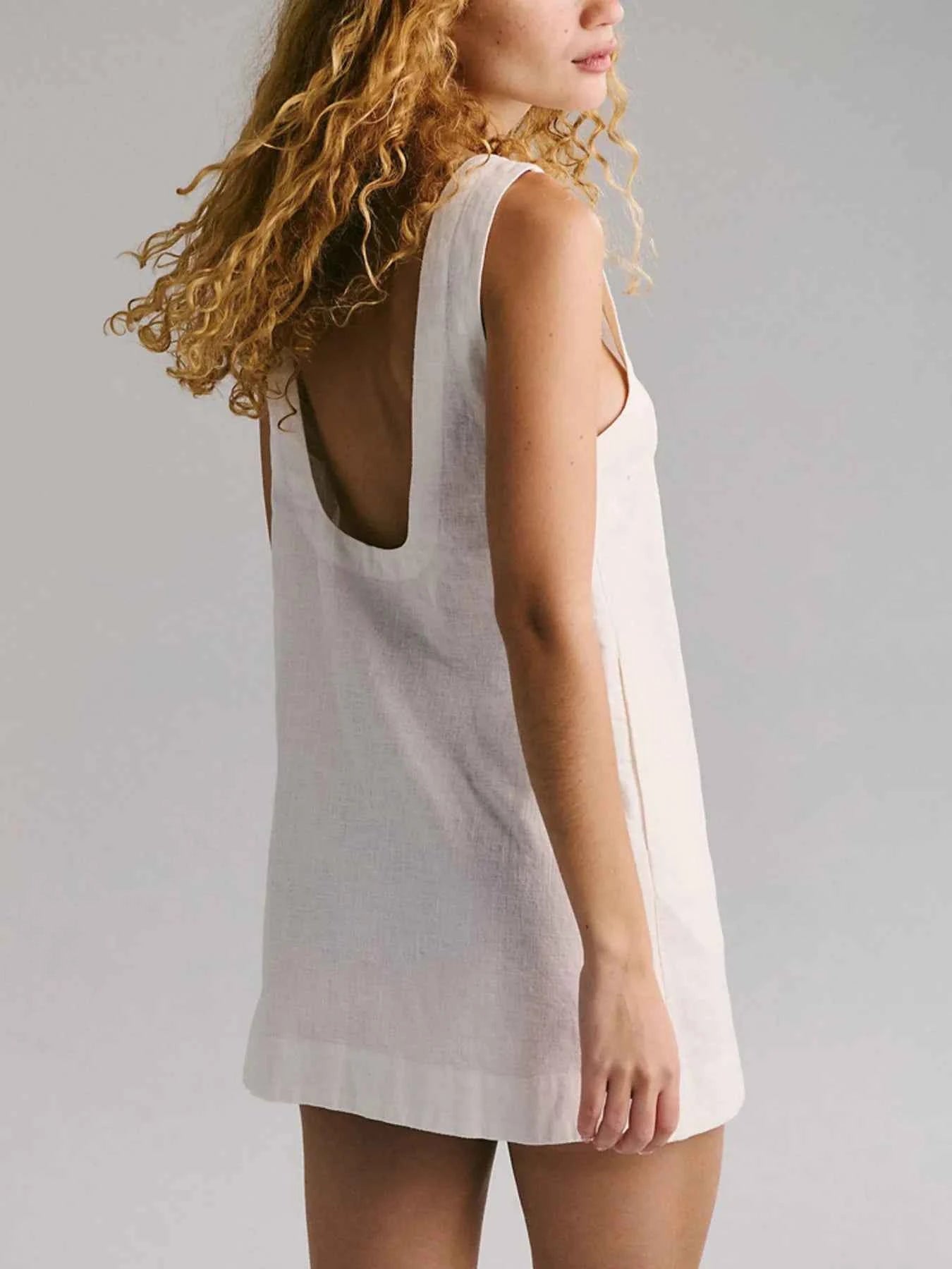 Backless Sleeveless Denim Mini Dress 421e8af13c1149a2a85f3cf346108a30-Max-Origin